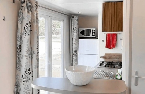 Levignac-de-Guyenne House | Unit 3 – “Lavanders”- A tranquil retreat in wine country.