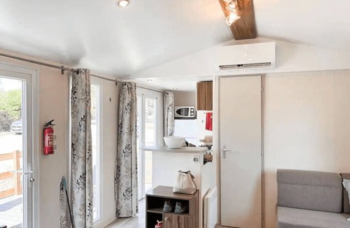 Levignac-de-Guyenne House | Unit 3 – “Lavanders”- A tranquil retreat in wine country.