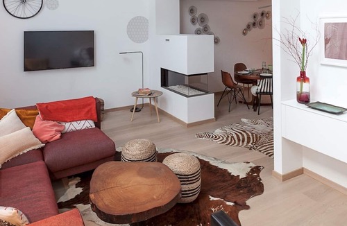 Dieweg Apartment | Unit 3 - Modern Smart Home Triplex Private Garden & Parking