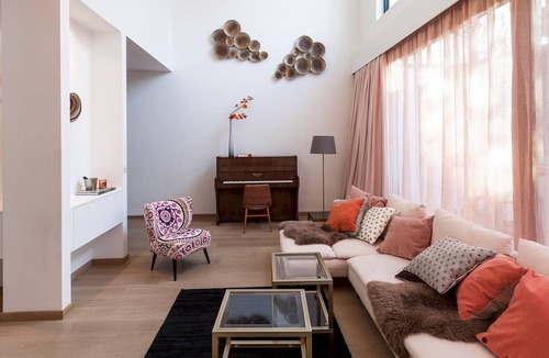 Dieweg House | Unit 4 - Spacious Smart Home Triplex Private Garden & Parking