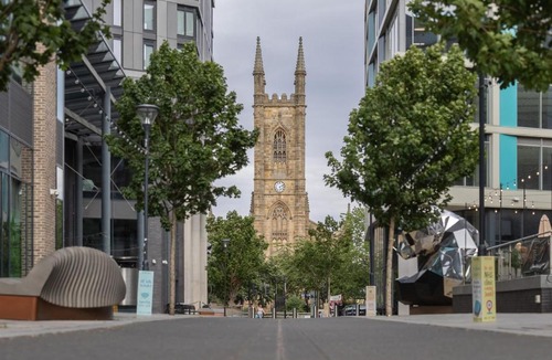 Sheffield Apartment | Unit 4 Sunlit 1-BR Flat, Sleeps 3, Near bramall Lane, Unlimited Wi-Fi, Secure Parking