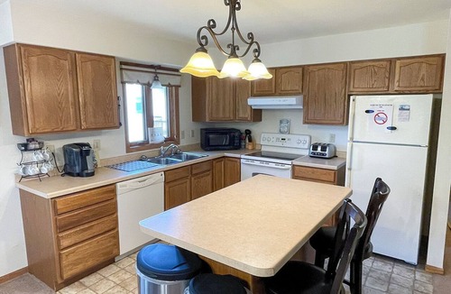 Tomahawk Apartment | Unit C 105 with 400 ft of frontage and close to town