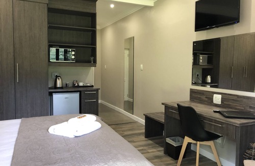 Lyttelton Manor House | Unitas Guesthouse