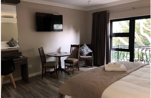 Lyttelton Manor House | Unitas Guesthouse