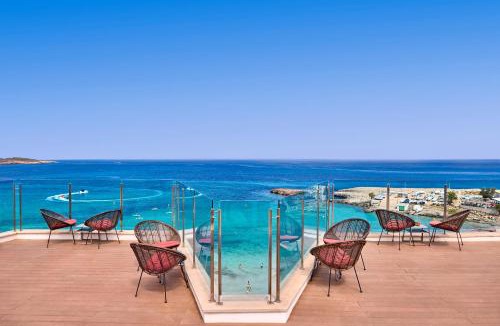 S'Illot-Cala Morlanda Hotel | Universal Hotel Perla