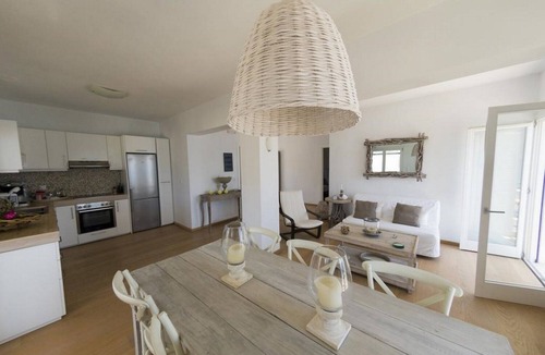 Livadia Apartment | Uno Apartment 1st Floor
