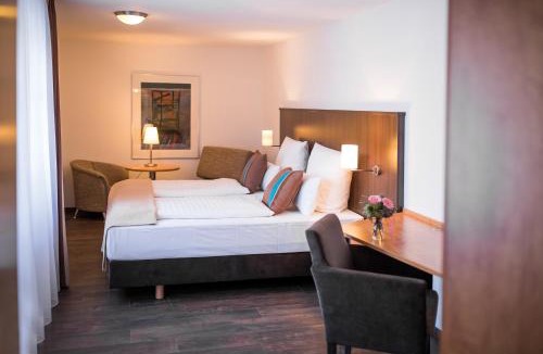 Grossbettlingen Hotel | UNO Hotel Stuttgart Großbettlingen