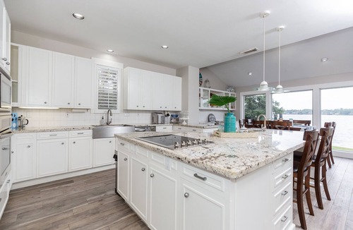 April Sound House | Unobstructed open water lake house for friends & family fun w/Tesla charger