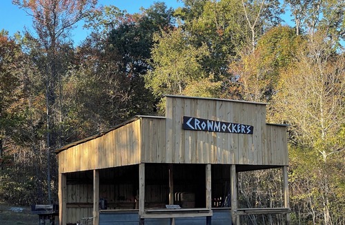 Kimball Cabin | Unplug and hide from the world in this rustic South Pittsburg cabin