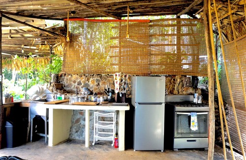 Paso Bajito Cabin | Unplug & unwind in our cozy eco dome. Wake up to breathtaking mountain views.
