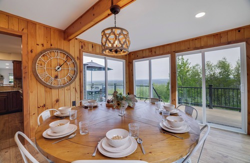 Jim Thorpe Cabin | Unreal Mountain Views w/Hot tub Near Charming Jim Thorpe & Blue Mountain Skiing