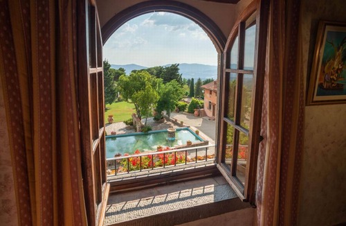 San Donato in Fronzano Apartment | Unterkunft in einer Residenz mit Restaurant und by Interhome