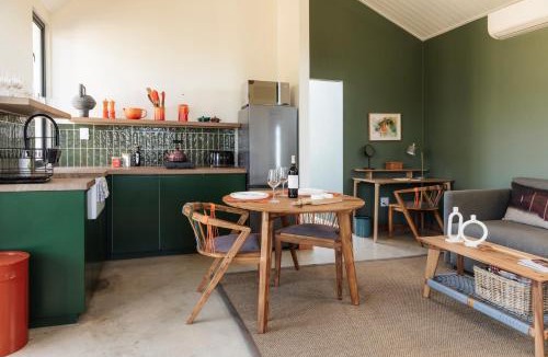 Paarl Villa | untether on Olive View