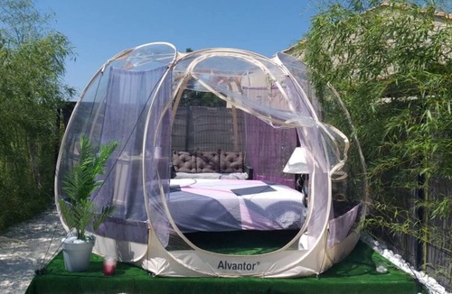 Montpouillan House | Unusual accommodation with Bungalow, Cabin, Bubble and Spa