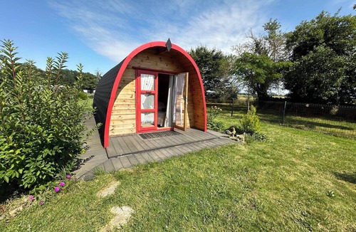 Les Hayes Bed & Breakfast | Unusual accommodation near troglodyte towns and the châteaux of the Loire Valley