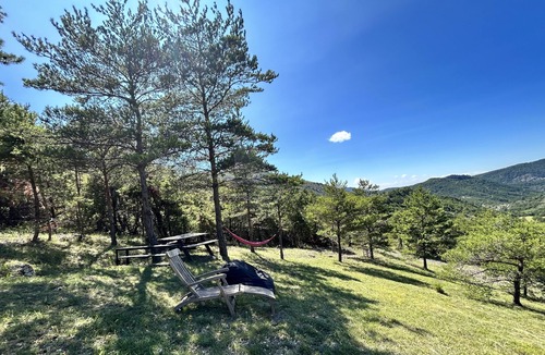 Rochebrune Cottage | Unusual stay in a comfortable contemporary yurt - 3ha site with complete privacy