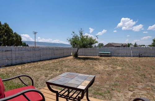 Casper House | Unwind at this cozy riverfront retreat with scenic views and a quiet setting. Perfect for a comfortable stay close to town, outdoor activities, and local amenities.
