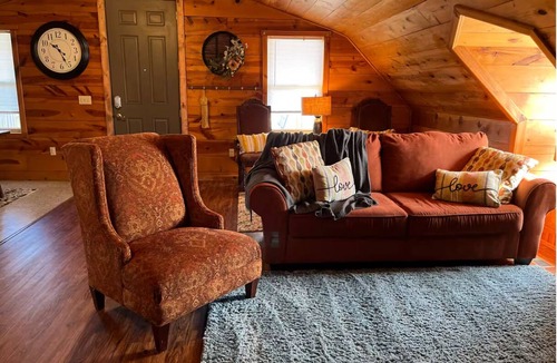 Pierceville House | Unwind Haven