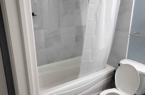 Northwest Calgary Bed & Breakfast | Unwind in Konga Suite-an upscale,modern 2 bedroom walk out with private access
