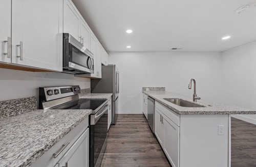 Topaz Lake Apartment | Unwind in this stylish, newly renovated 1-bedroom suite near Topaz Lake.