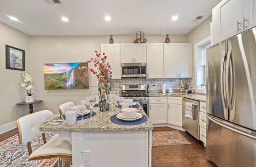 Kingman Park Apartment | Unwind in Tranquility: Blocks from Capitol Hill and H Street Corridor Retreat