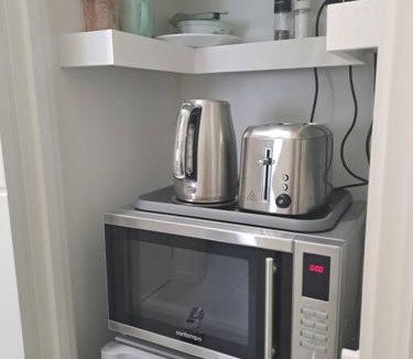 Woombye House | Unwind in Woombye