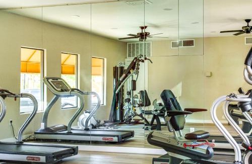 South Mountain House | Unwind Poolside! Condo 1 Mi to South Mountain Park