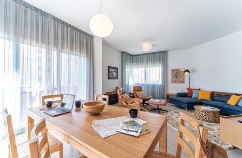 Porta al Prato Apartment | UNYCA - Bright Florence Apartment