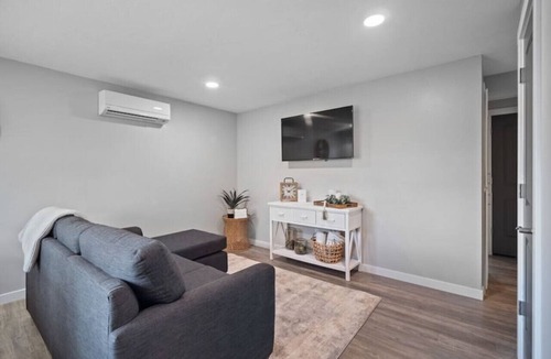 Spokane Valley Apartment | Update 2 bedroom apartment Great Valley Location