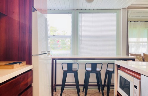 Frigate Bay Condo | UPDATED 2024! Modern Design Loft for 6P at SeaLofts on the Beach, Frigate Bay