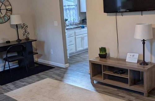 Westbrook House | Updated 2BR Home near The Lake|Pet friendly