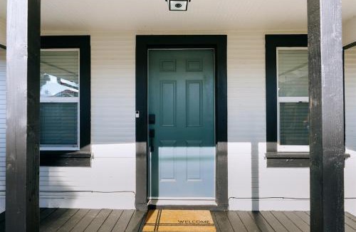 Kelso House | Updated 3 Bedroom Charmer