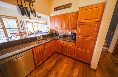Keystone Condo | Updated 3B Perfect for Families, On Shuttle Route
