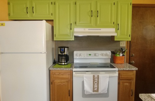 Pulaski House | Updated 3BD/2BA Waterfront Home on a Private Lot