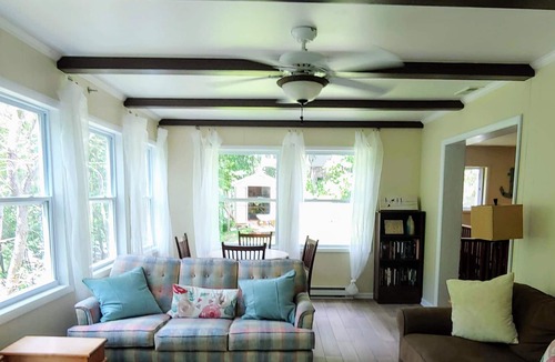 Pulaski House | Updated 3BD/2BA Waterfront Home on a Private Lot