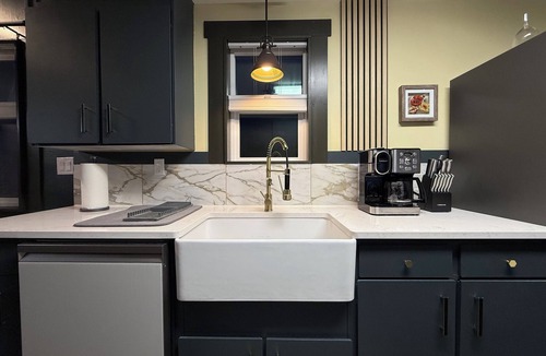 Kennewick House | Updated 3BR Home – Quiet, Comfortable Stay with Luxury Master & Spa Shower