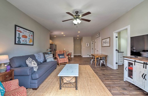 Bowling Green Apartment | Updated Apt: 1 Mi to Western Kentucky University!