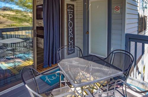 Table Rock House | Updated Branson Condo w/Indoor Pool Access!
