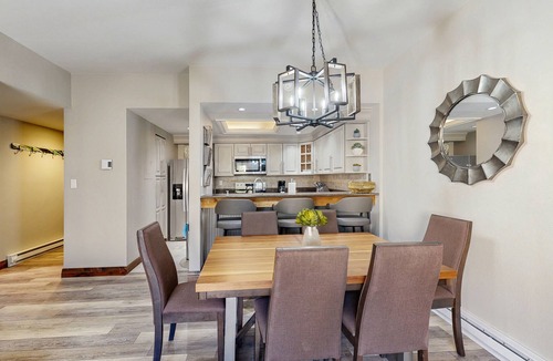 Peak 9 Condo | Updated Breck Condo w/Fireplace, Balcony Views & Walkable Location