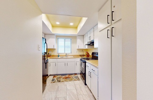 Lake Biltmore Village Condo | Updated condo in great location with private patio, outdoor pool, hot tub, W/D