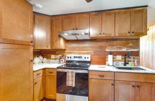 Conover House | Updated Conover Cabin w/Nearby Boating Access!