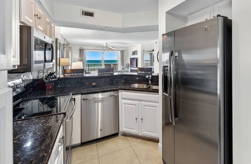 Seawinds Condo Condo | Updated direct oceanfront 2/2, corner condo with private balcony, heated pool and garage