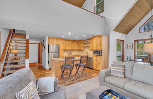 Overlook Park Condo | Updated, great location, by Sharc and Village mall