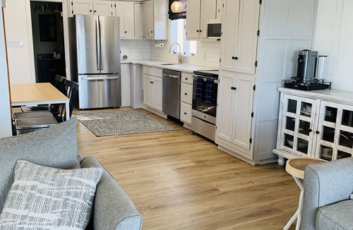 Coventry Lake House | Updated Lakefront House *outdoor tv and water toys- 10 min from UConn