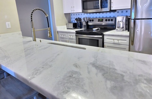 Long Beach Condo | Updated luxury oceanfront - spacious sunset deck