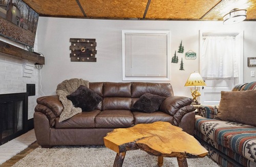 Tylersburg Cabin | Updated secluded cabin, w/ firepit, surrounded by acres of Allegheny Nat Forest