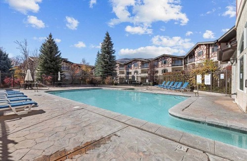 Zermatt Villa | Updated Villa w/Resort Amenities + Holistic Body Services Villa 3021-Q