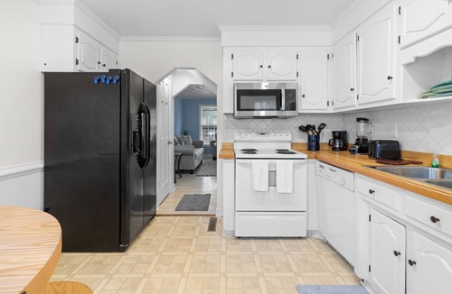 Chic's Beach House | Updated Virginia Beach Townhome in Chics Beach. Only a few blocks to the beach !