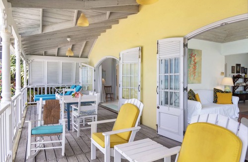 Hastings Apartment | Upper Beachgate - On the Beach.