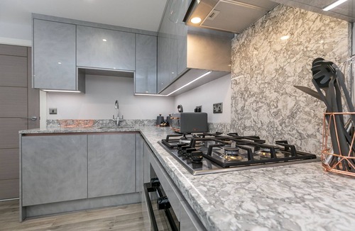 Reading Apartment | Upper Duplex Apartment w/Garden & Parking